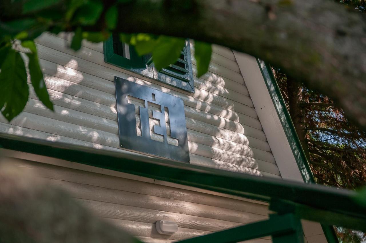 Tiszavirag Panzio Es Ueduelokoezpont Nocleg ze śniadaniem